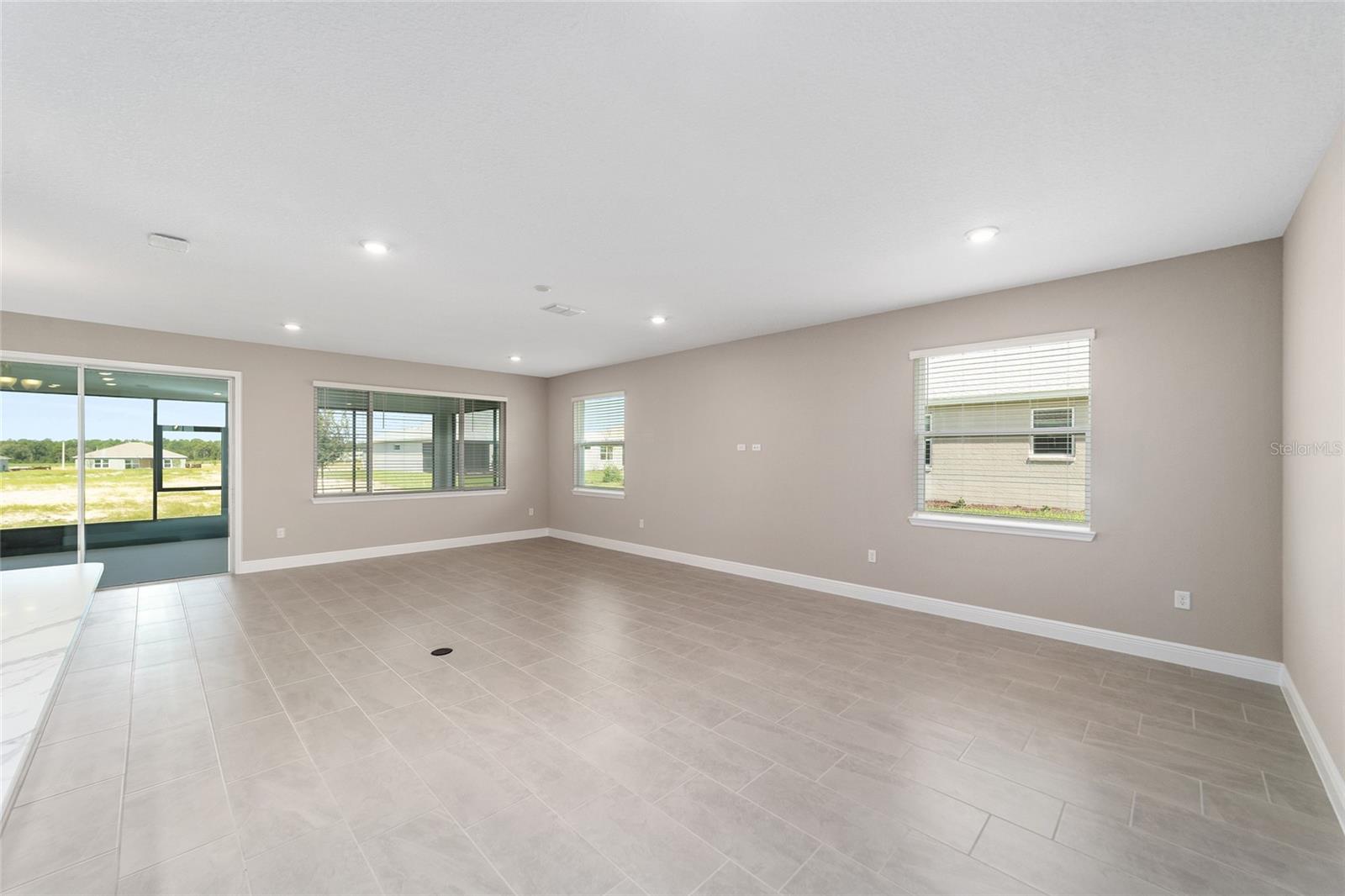 Image 10 of 37 For 10308 105th Court