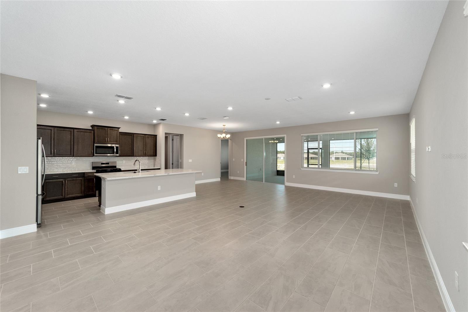 Image 11 of 37 For 10308 105th Court