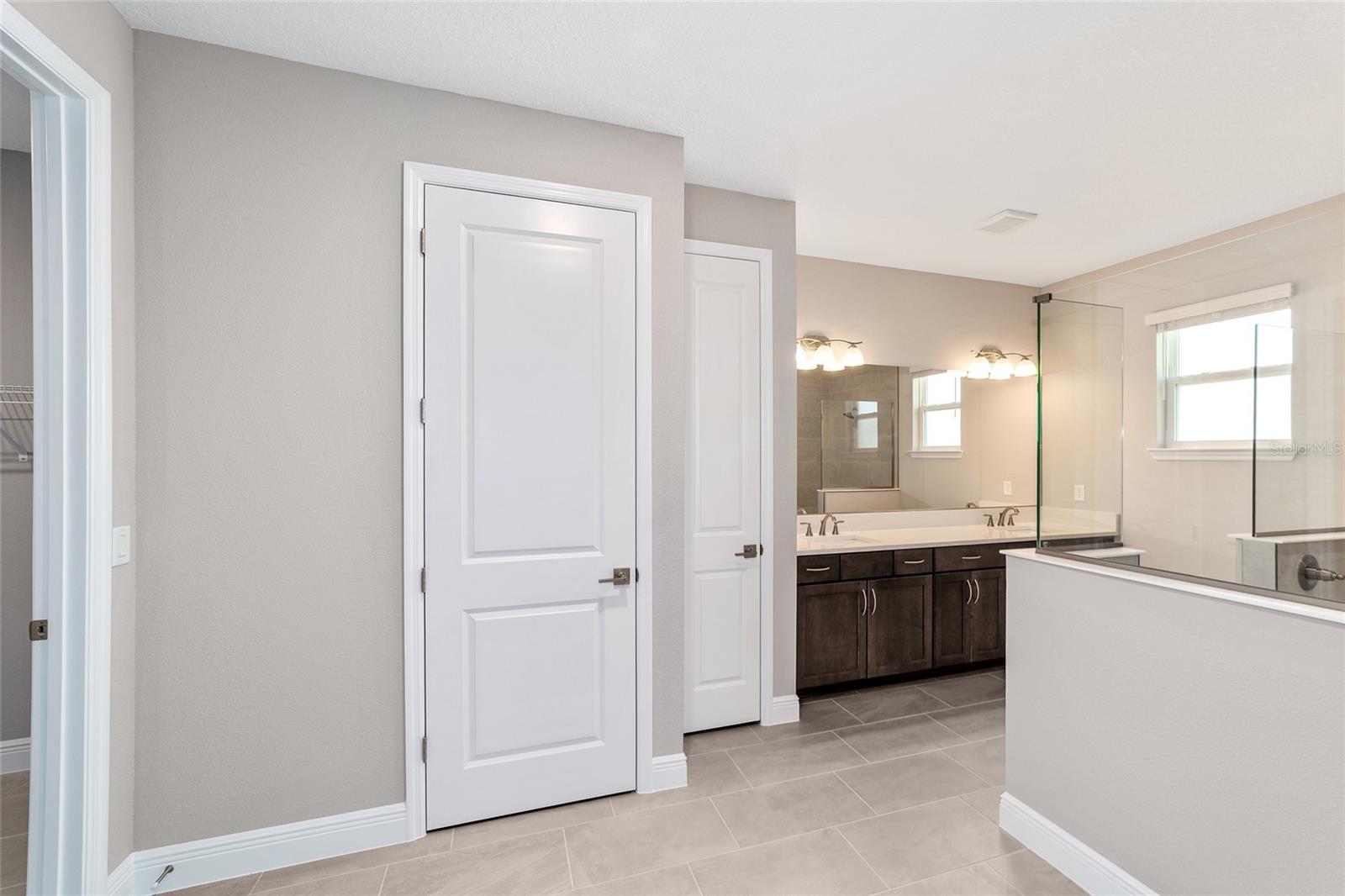 Image 20 of 37 For 10308 105th Court