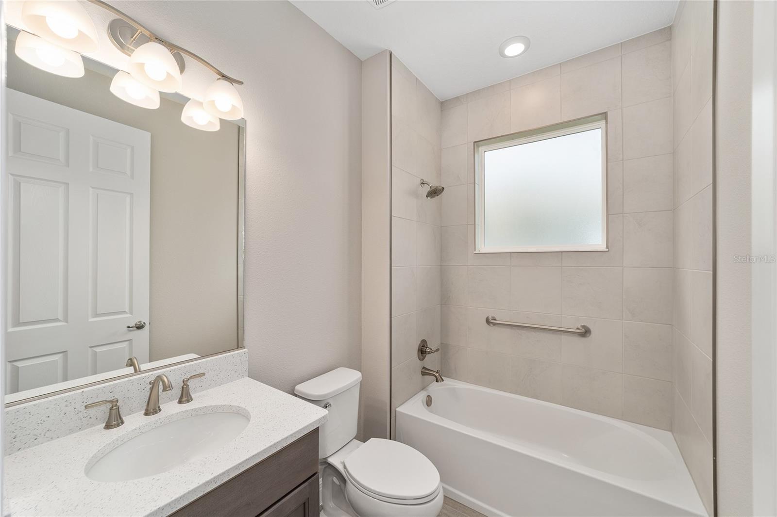 Image 30 of 38 For 10372 105th Court