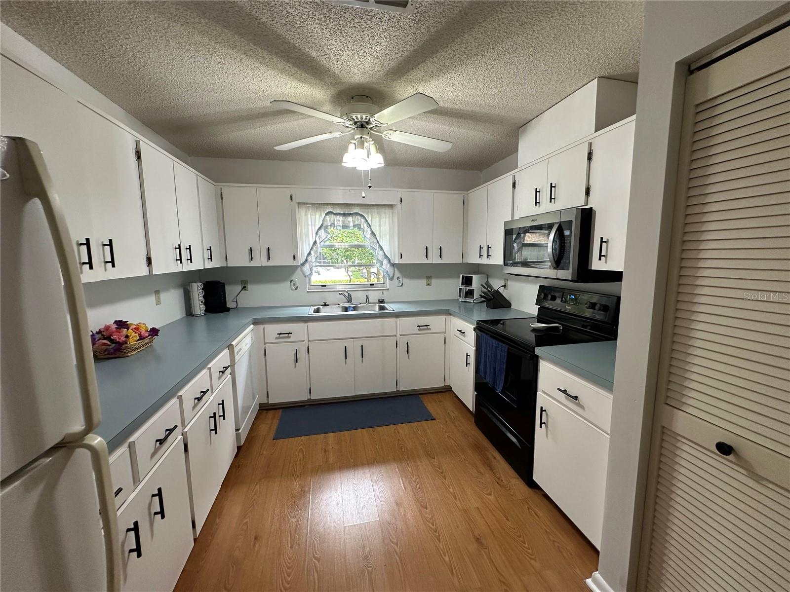 Image 2 of 14 For 8801 92nd Street B
