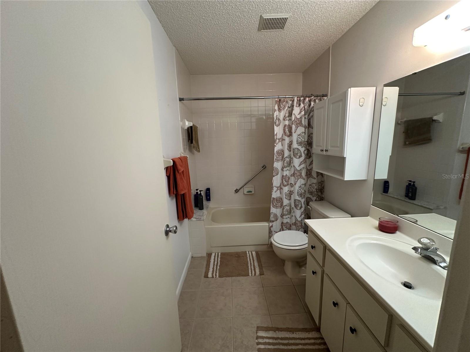 Image 8 of 14 For 8801 92nd Street B