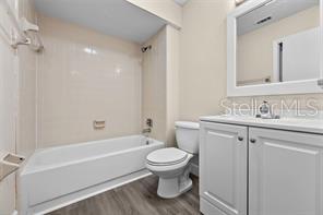 Image 7 of 10 For 4405 67th Terrace