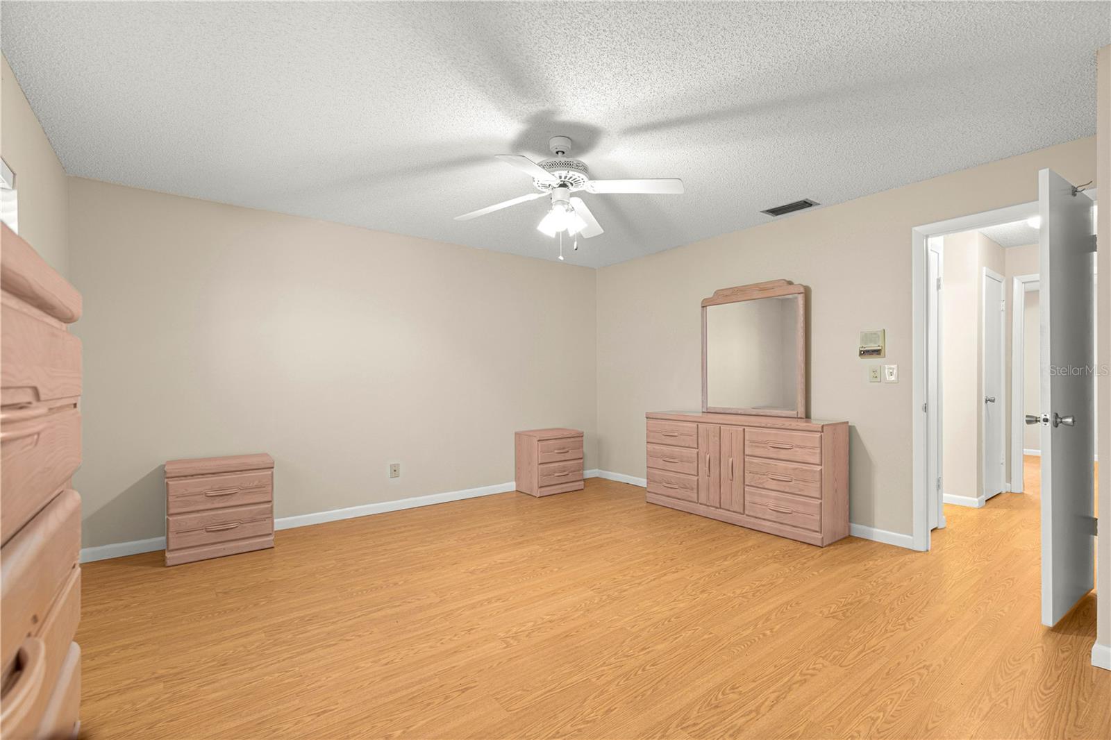 Image 19 of 30 For 8707 88th Court Road B