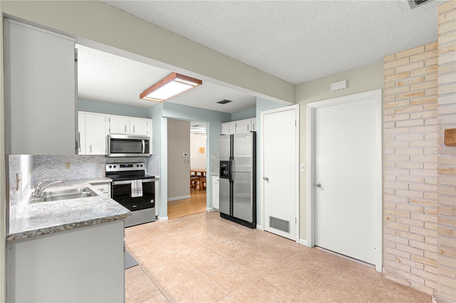 Image 23 of 30 For 8707 88th Court Road B