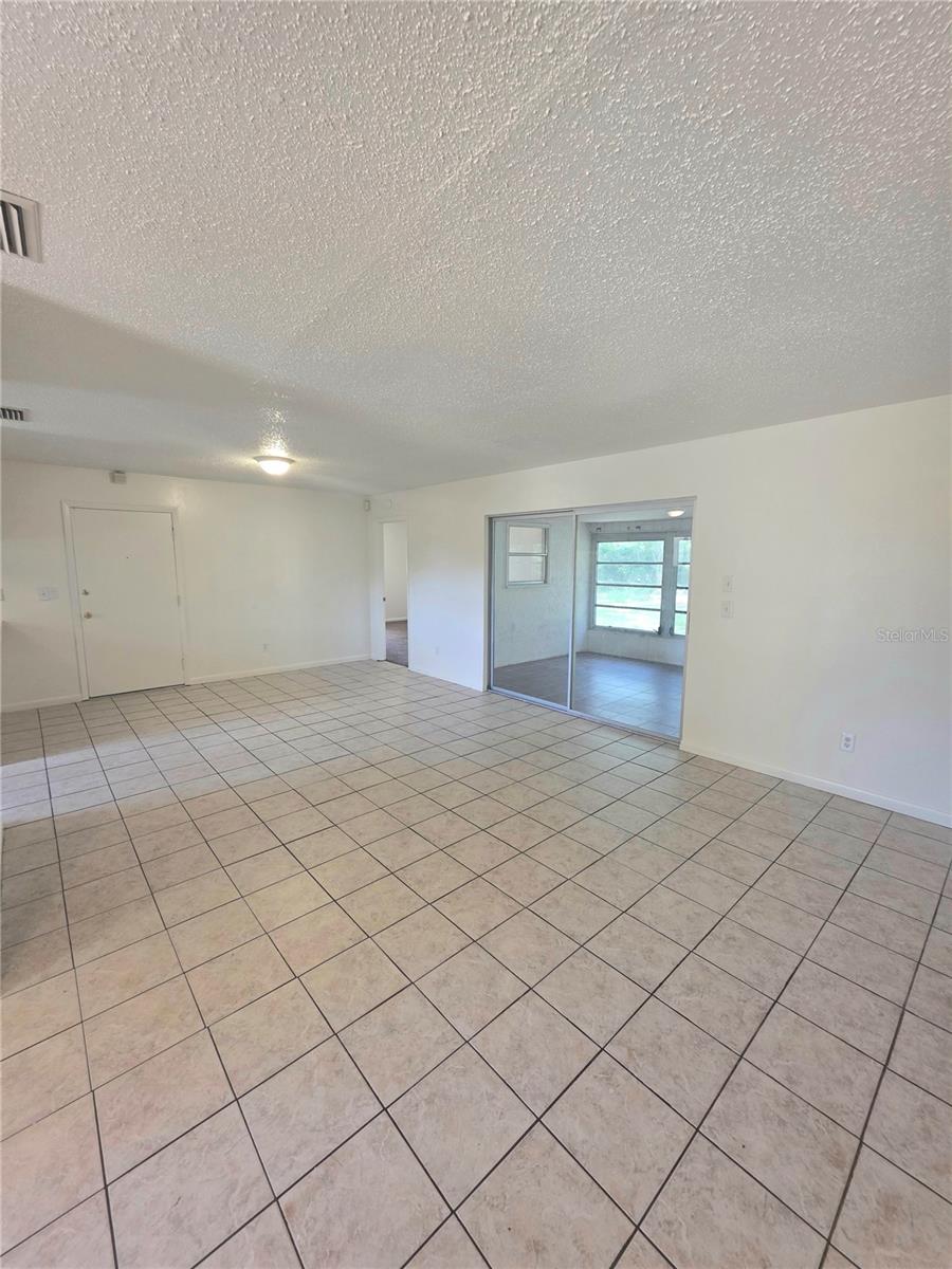 Image 2 of 12 For 728 Bahia Circle