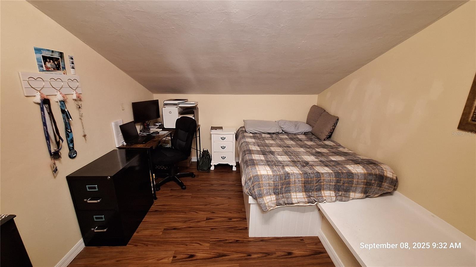 Image 42 of 89 For 2380 38th Street