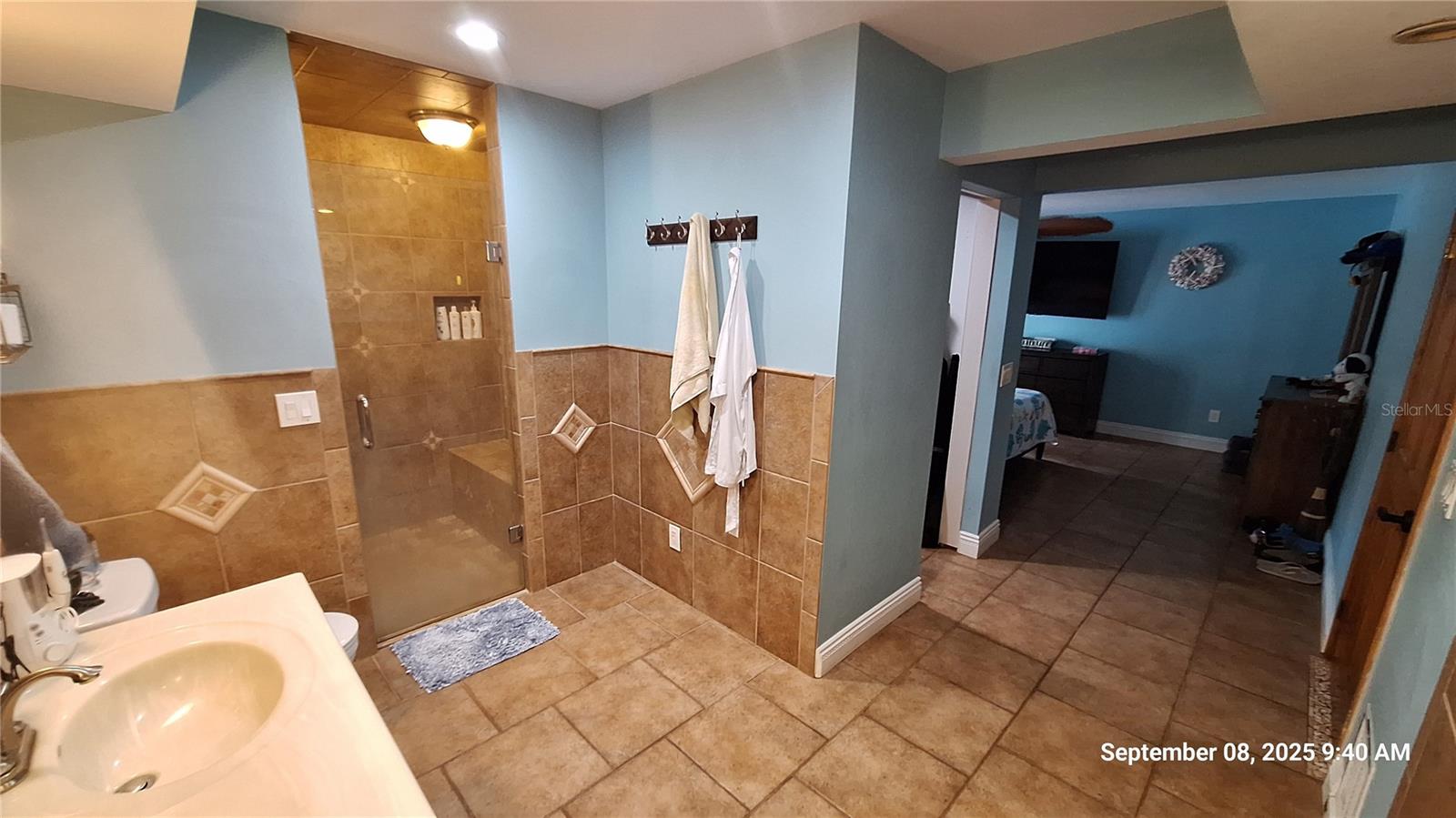 Image 57 of 89 For 2380 38th Street