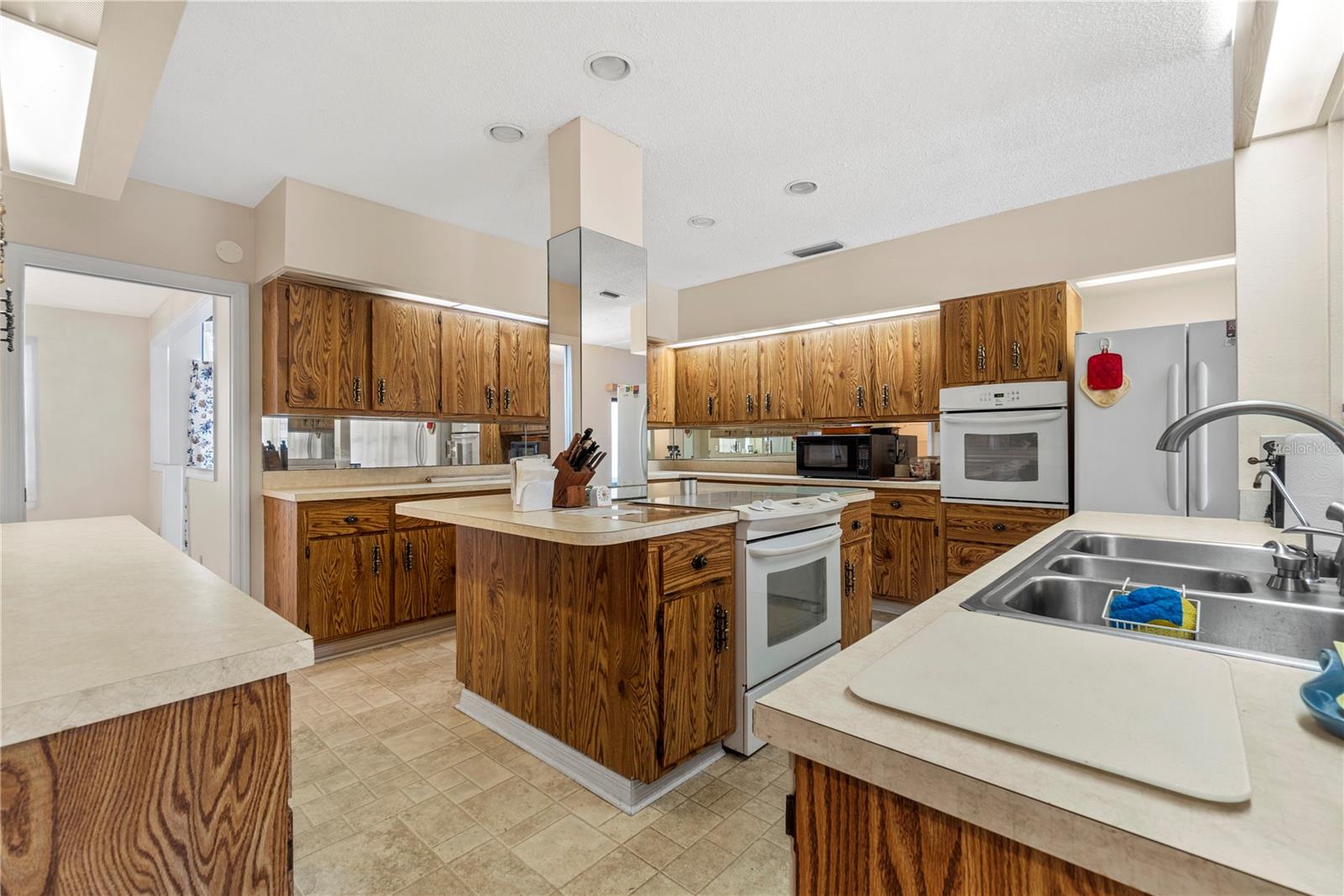 Image 10 of 41 For 230 45th Terrace