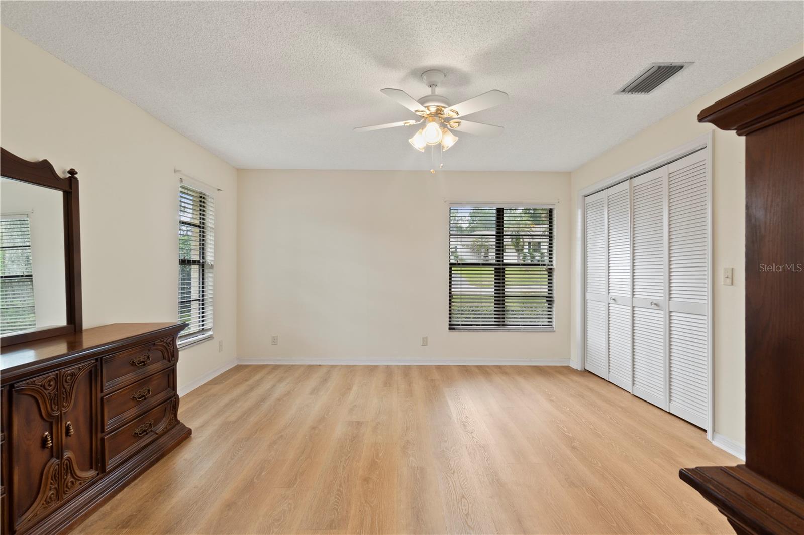 Image 14 of 41 For 230 45th Terrace