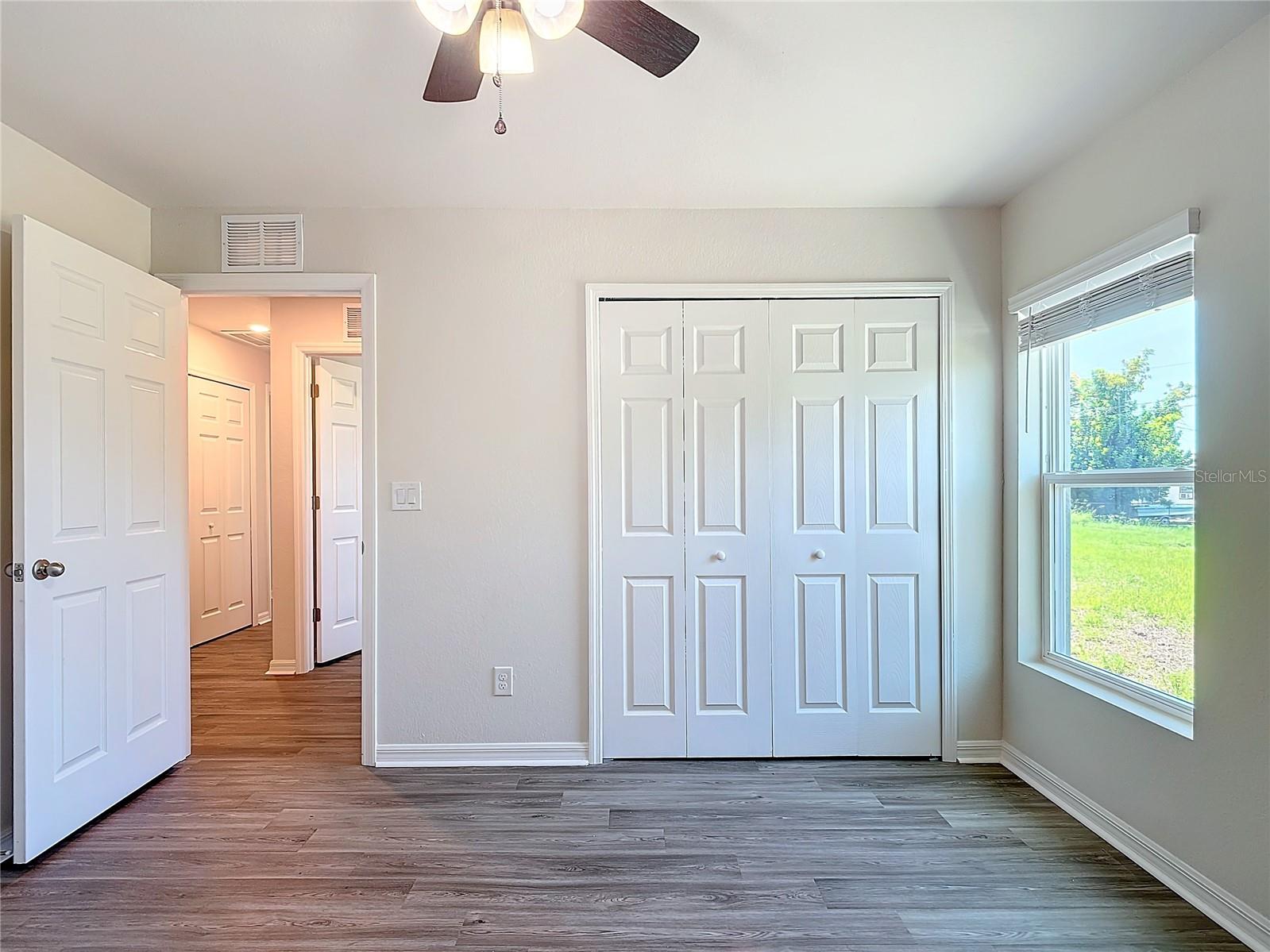 Image 31 of 34 For 22 Tropicana Parkway W