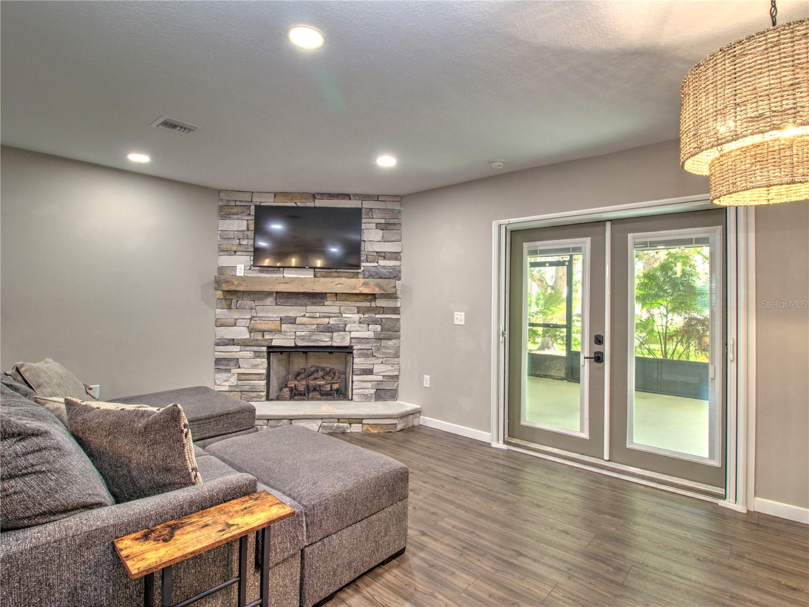 Image 6 of 56 For 14271 47th Avenue