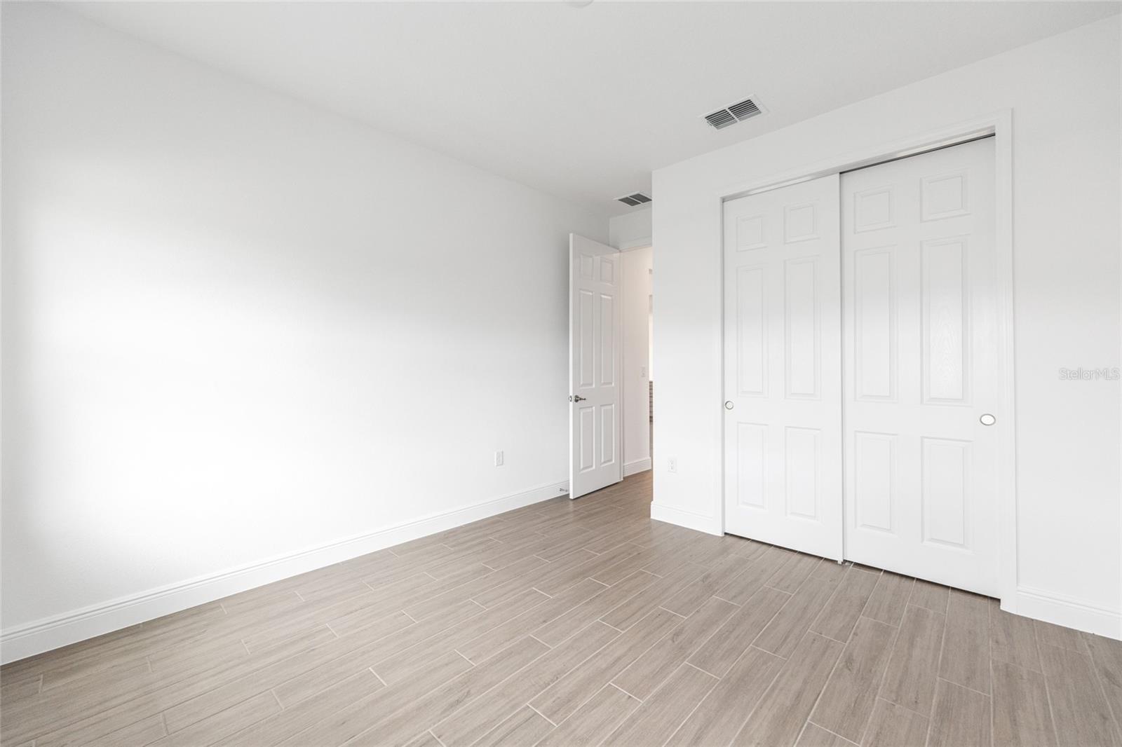 Image 36 of 42 For 10117 84th Street Road