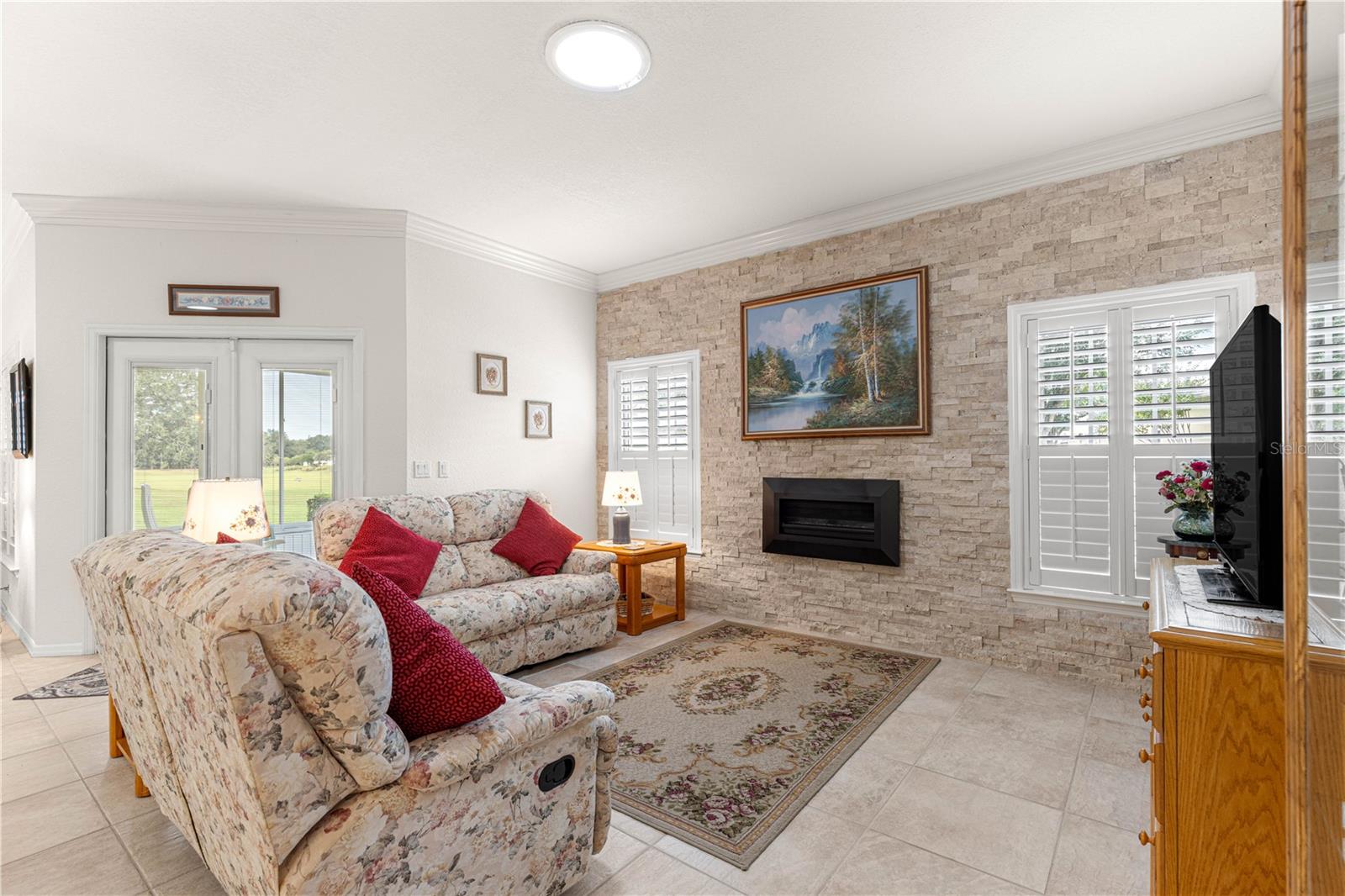 Image 15 of 35 For 8306 79th Circle