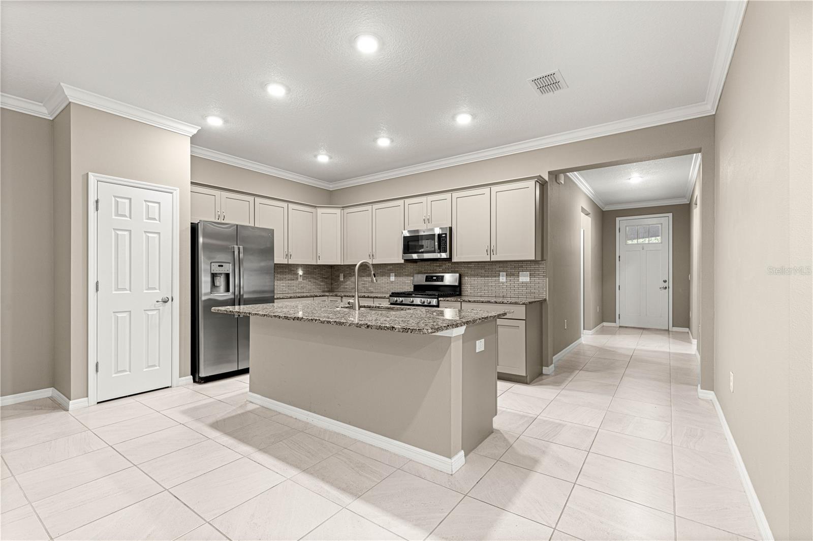 Image 12 of 46 For 8946 78th Court