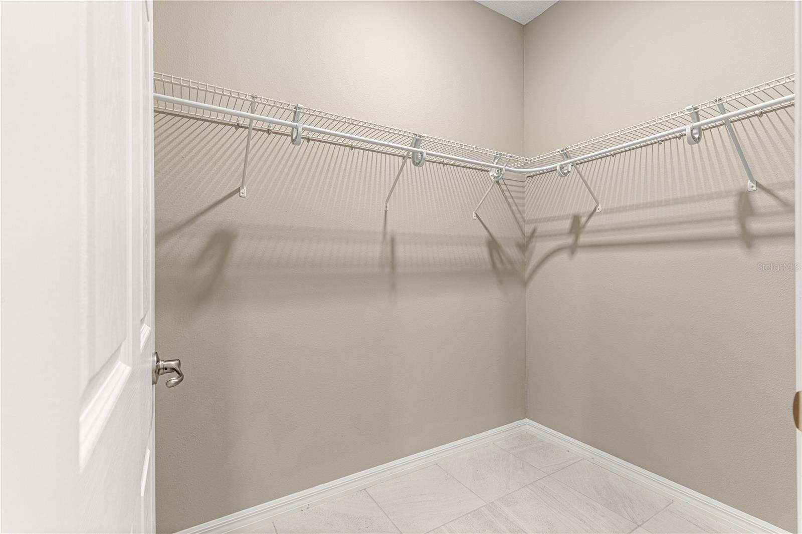 Image 23 of 46 For 8946 78th Court