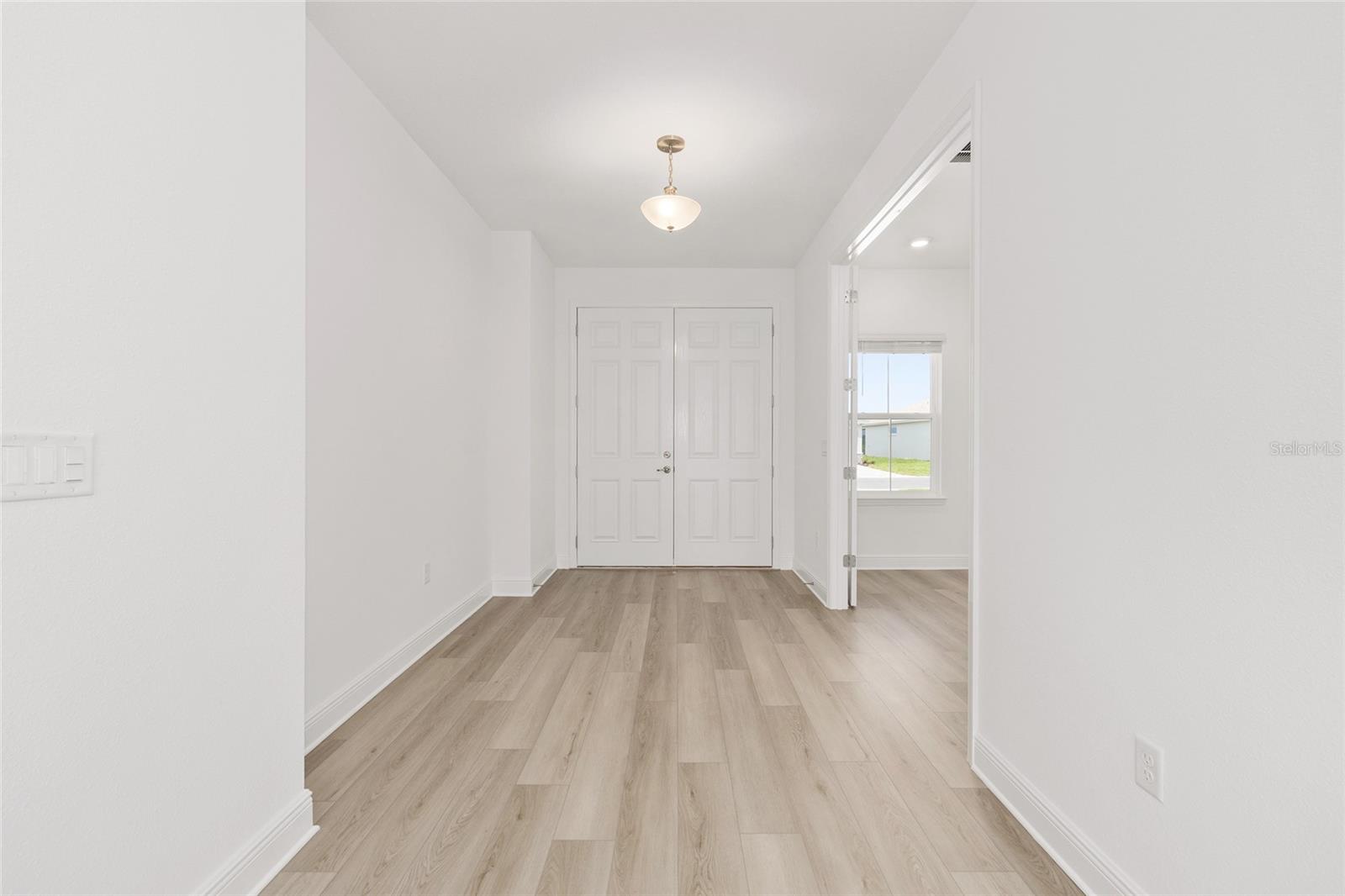 Image 9 of 52 For 8522 99th Circle