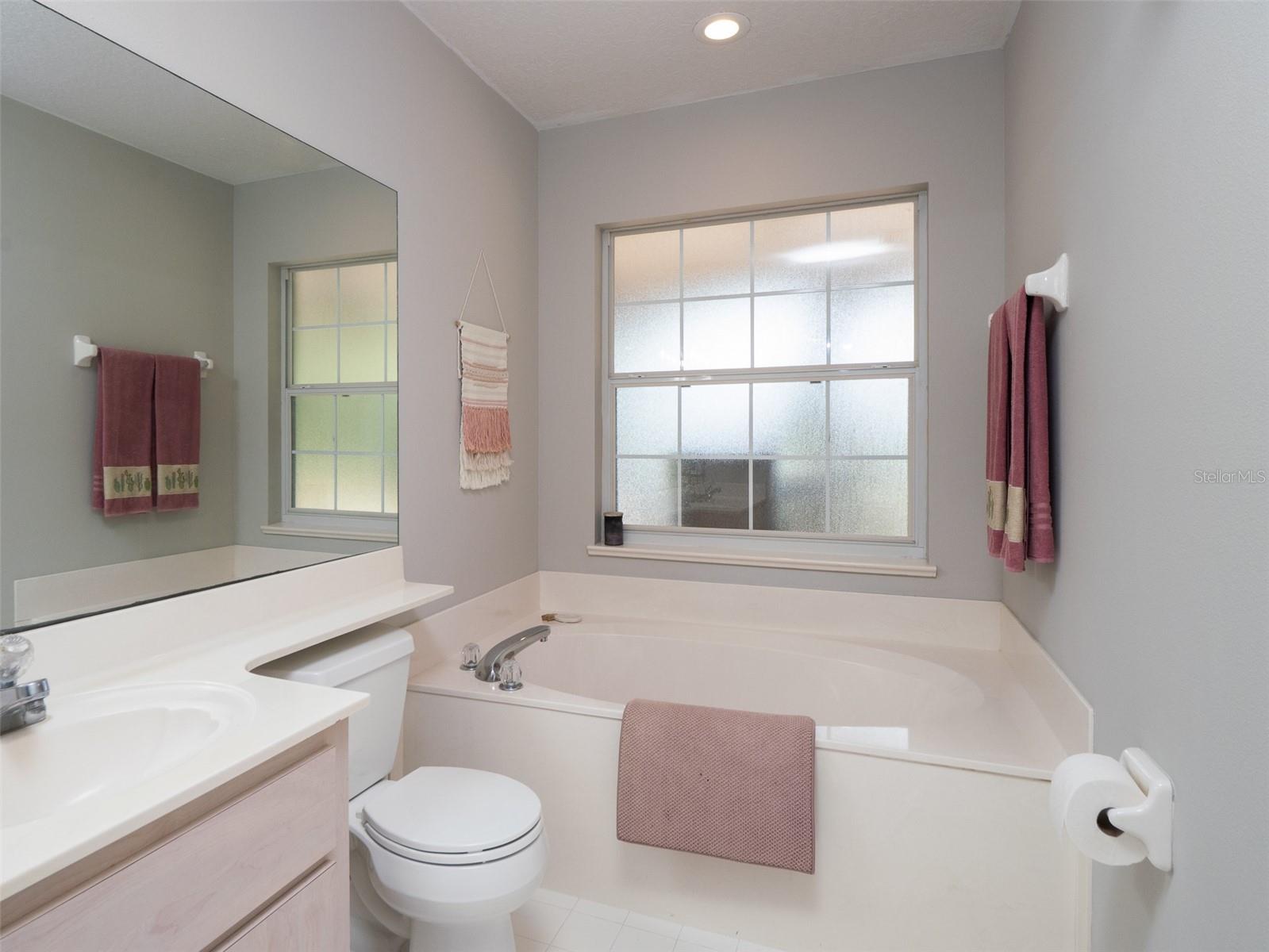 Image 13 of 34 For 10416 125th Street