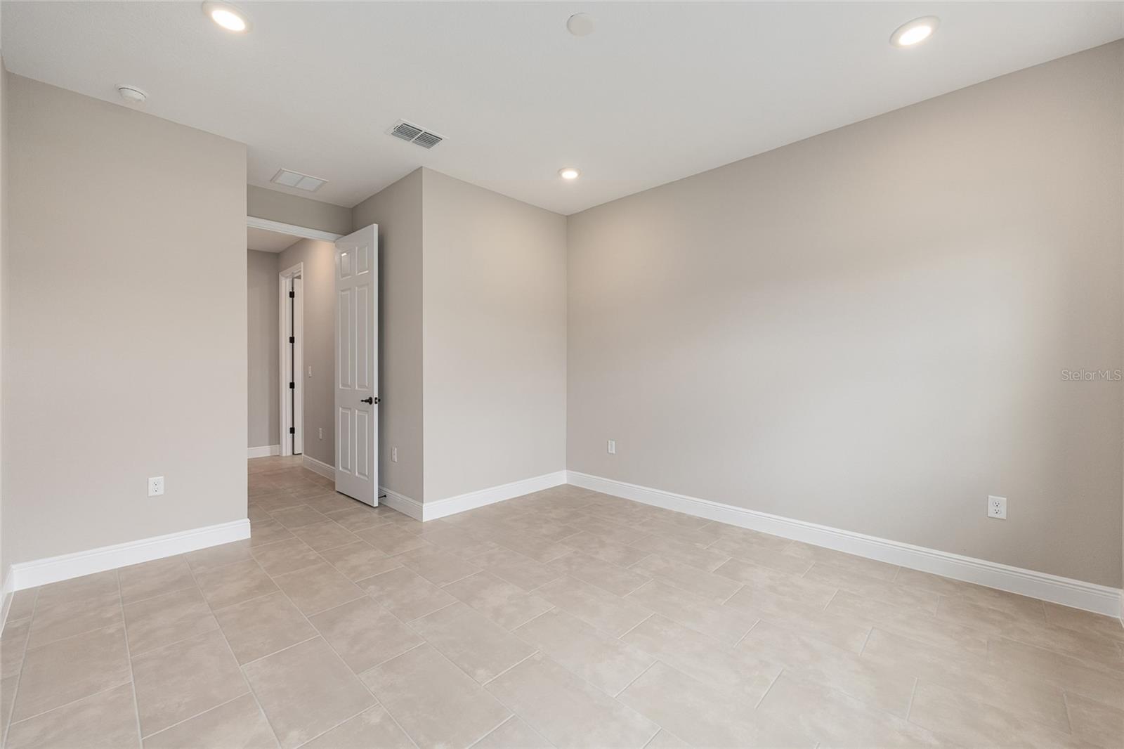 Image 34 of 50 For 10066 85th Place Road