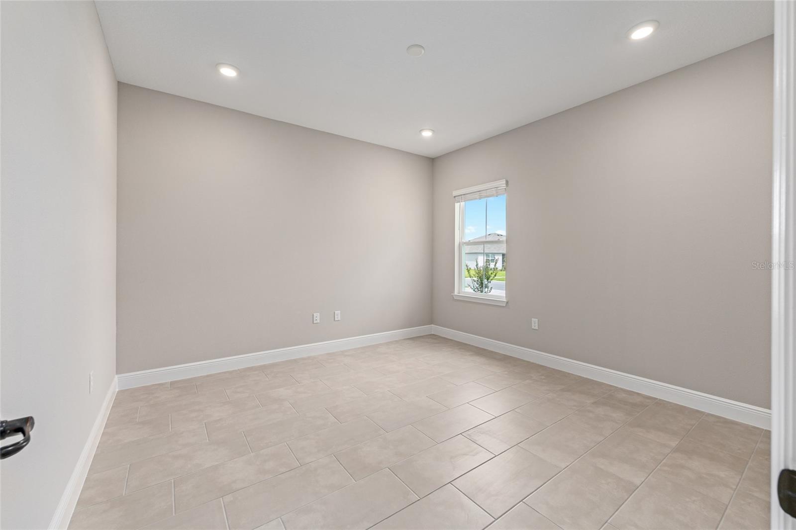 Image 37 of 50 For 10066 85th Place Road