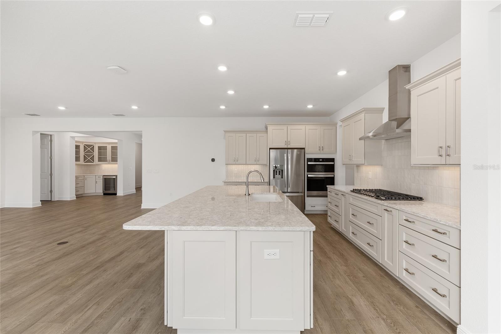 Image 17 of 44 For 8534 99th Circle