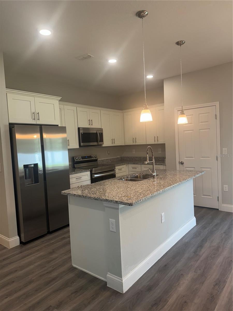 Image 3 of 13 For 754 Marion Oaks Manor