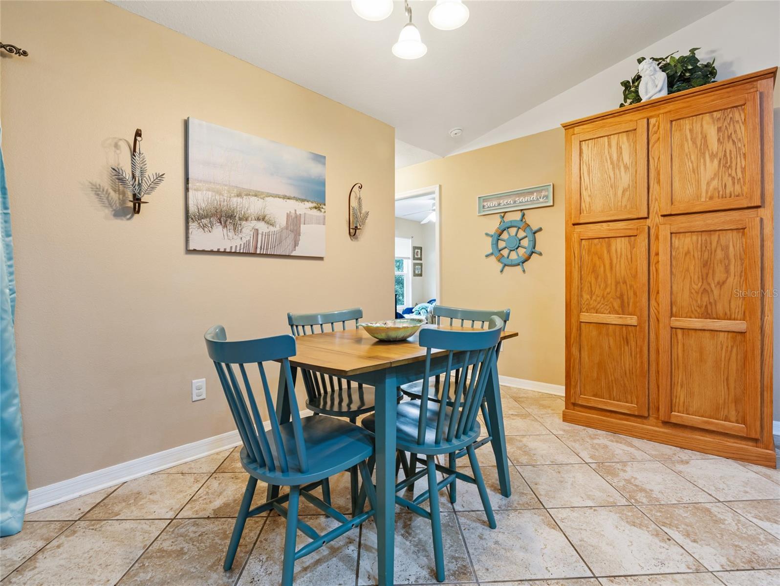 Image 16 of 58 For 9834 Bonita Circle