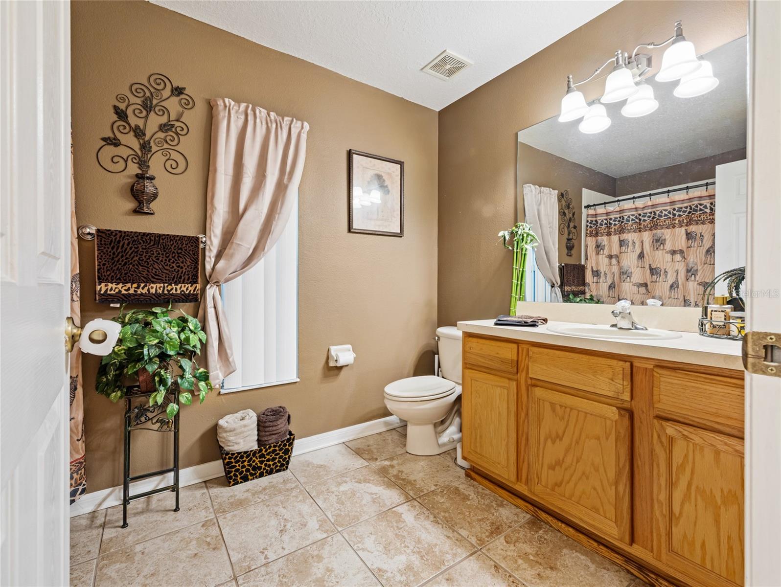 Image 19 of 58 For 9834 Bonita Circle