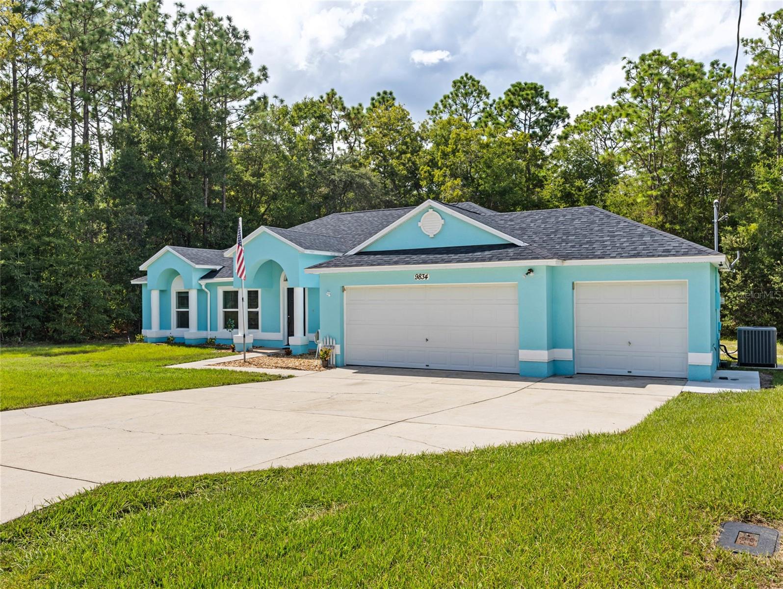 Image 3 of 58 For 9834 Bonita Circle