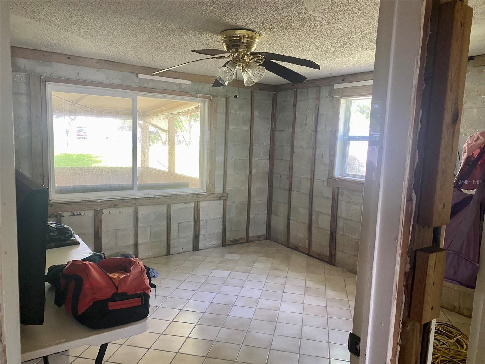 Image 9 of 10 For 2221 Waterman Drive