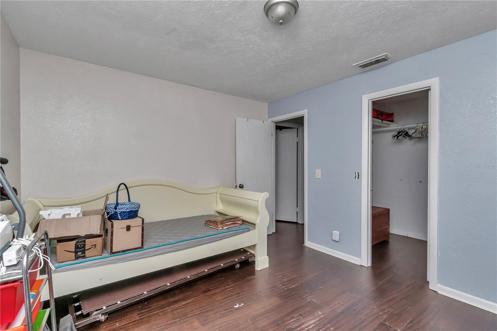 Image 17 of 21 For 600 56th Court