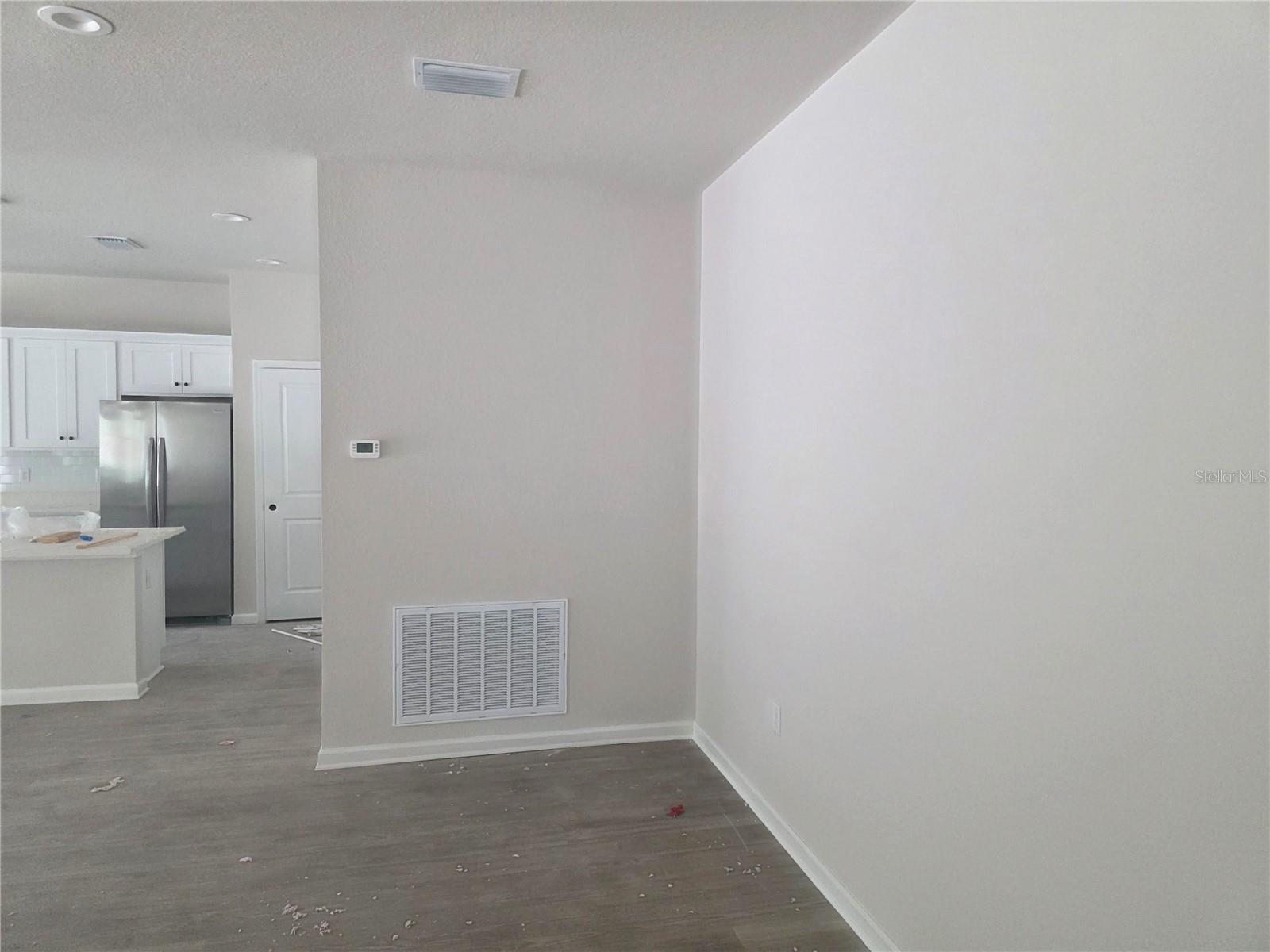 Listing photo id 2 for 64 Cactus Street