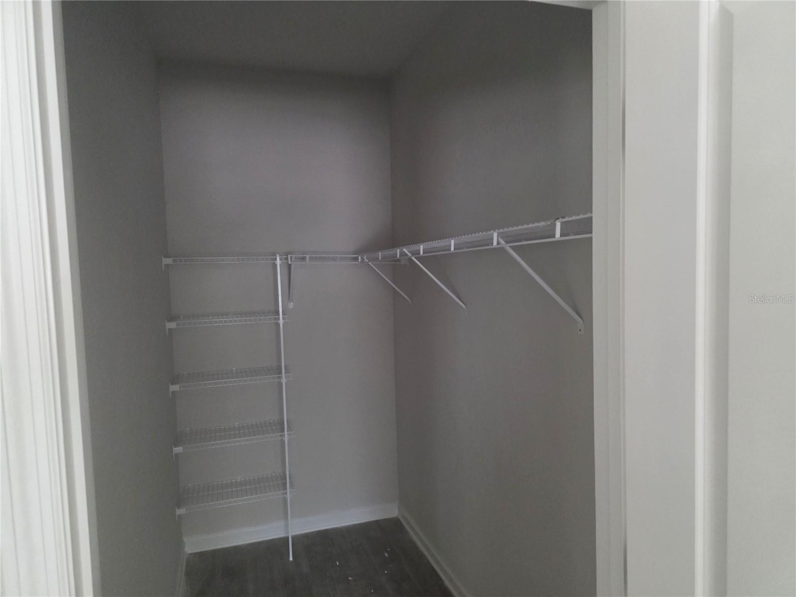 Listing photo id 4 for 64 Cactus Street