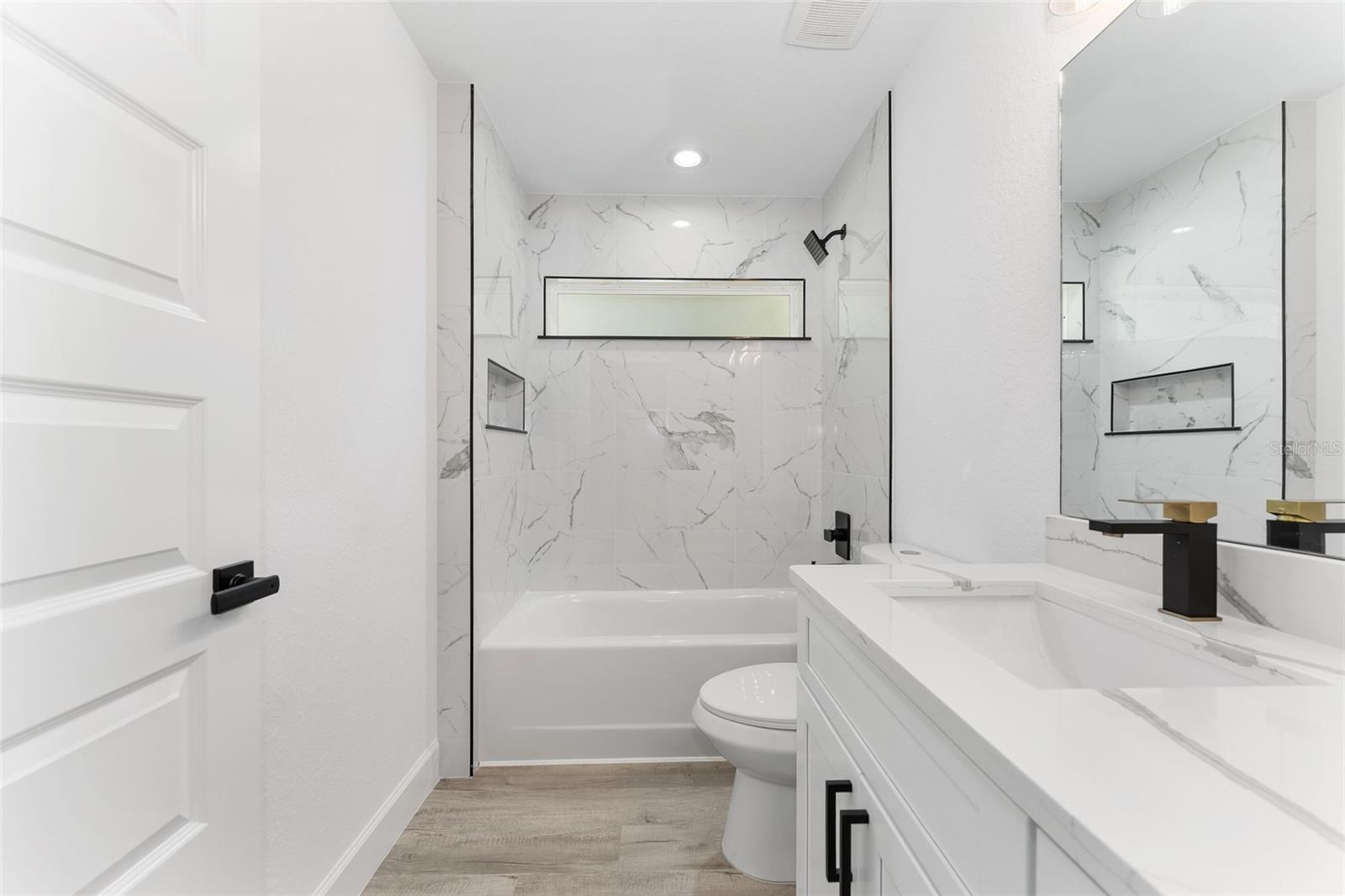 Image 9 of 10 For 1843 22nd Street