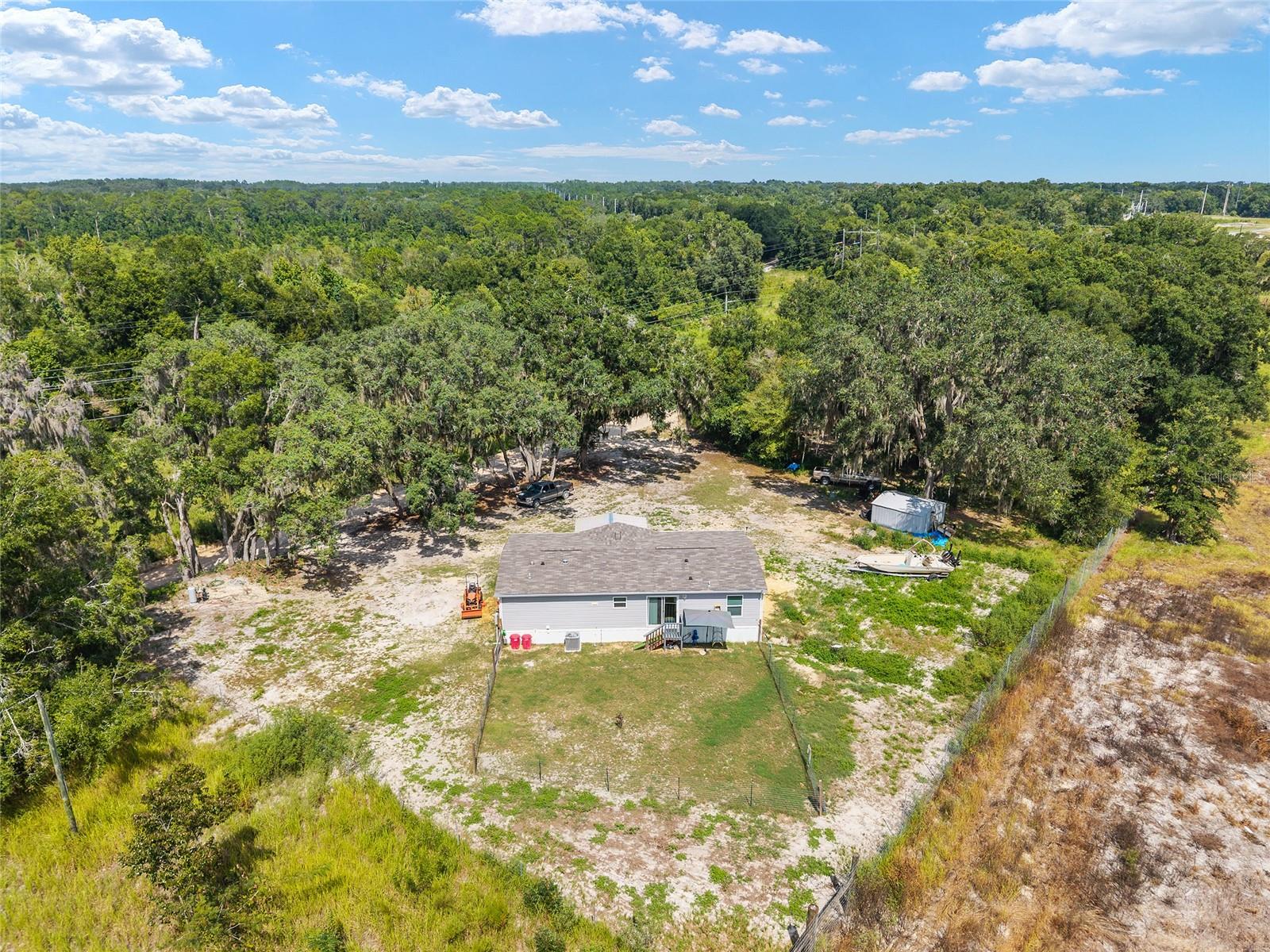 Image 62 of 80 For 453 Old Hawthorne Road