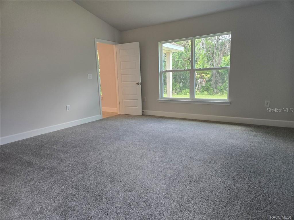 Image 14 of 26 For 956 Ibis Circle