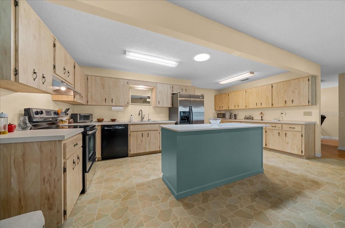 Image 14 of 45 For 8715 97th Street A
