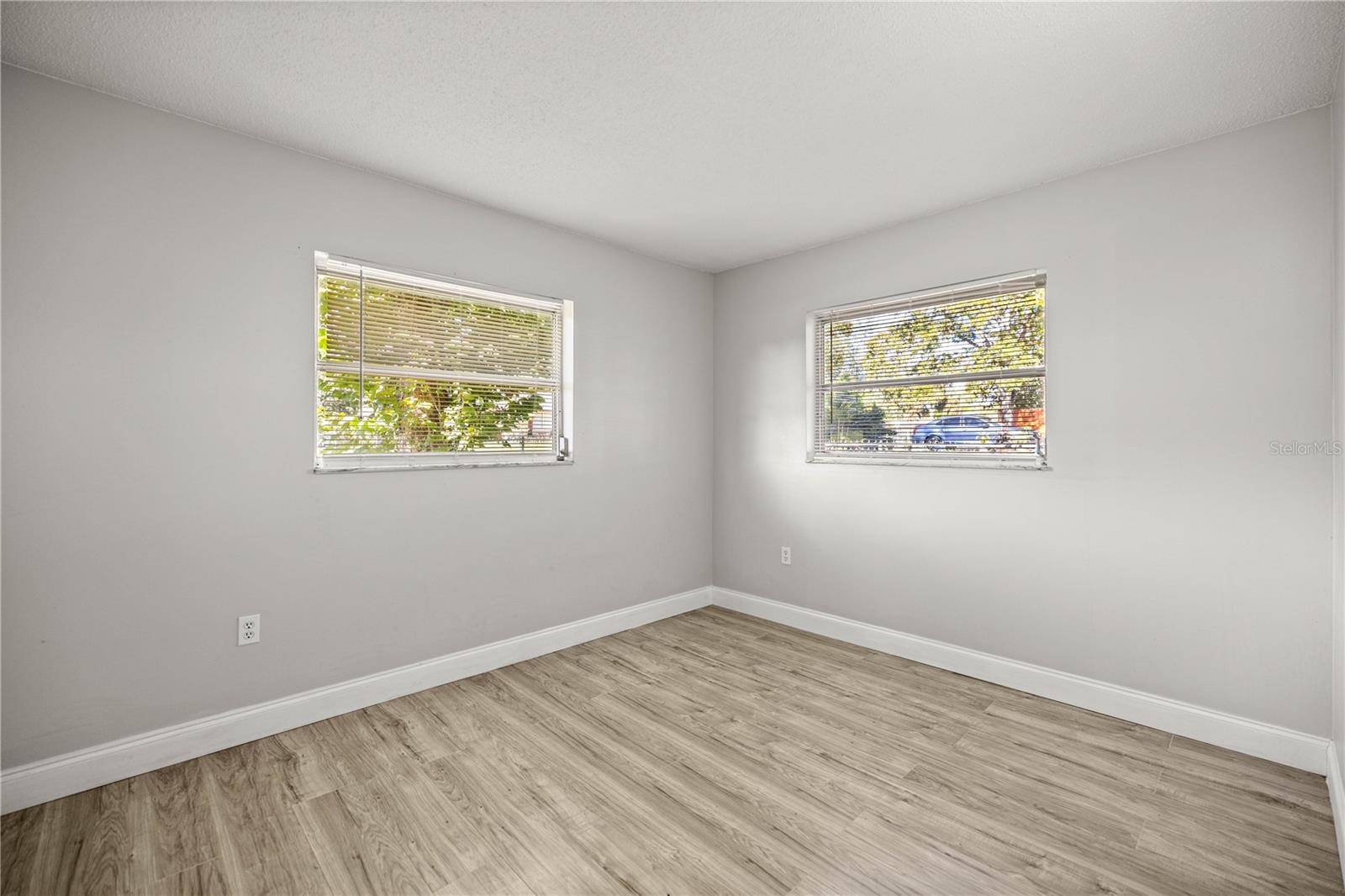 Image 17 of 30 For 466 Spring Drive