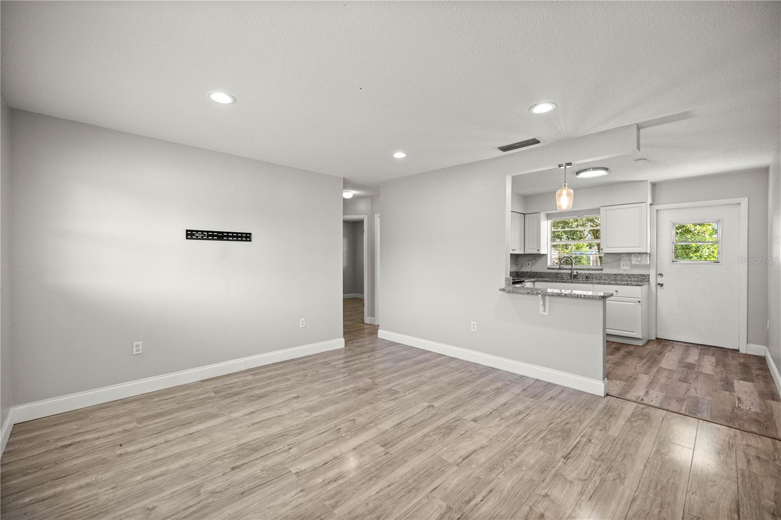 Image 6 of 30 For 466 Spring Drive