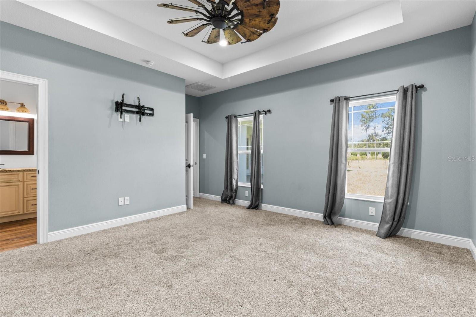 Image 14 of 36 For 8711 Emerald Oaks Drive