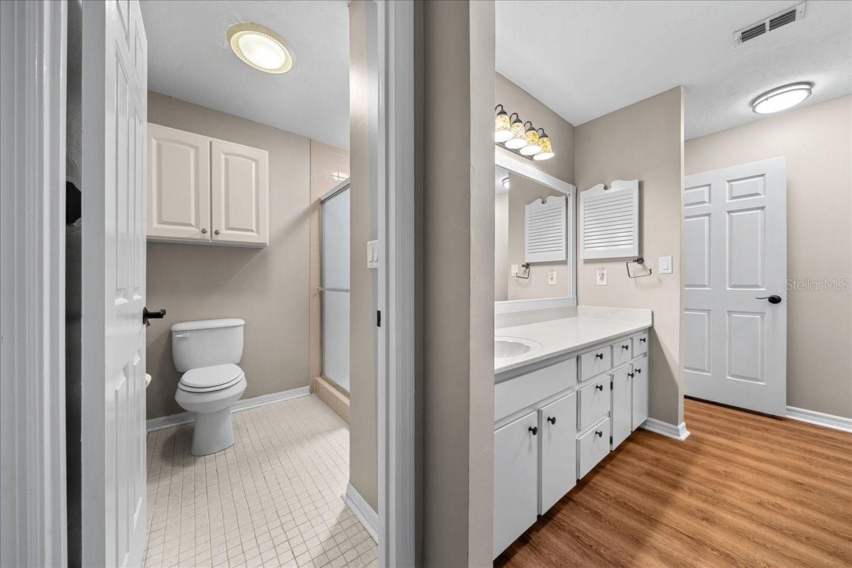 Image 30 of 49 For 3704 17th Street