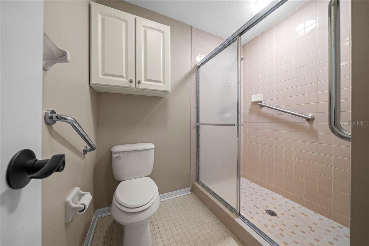 Image 31 of 49 For 3704 17th Street