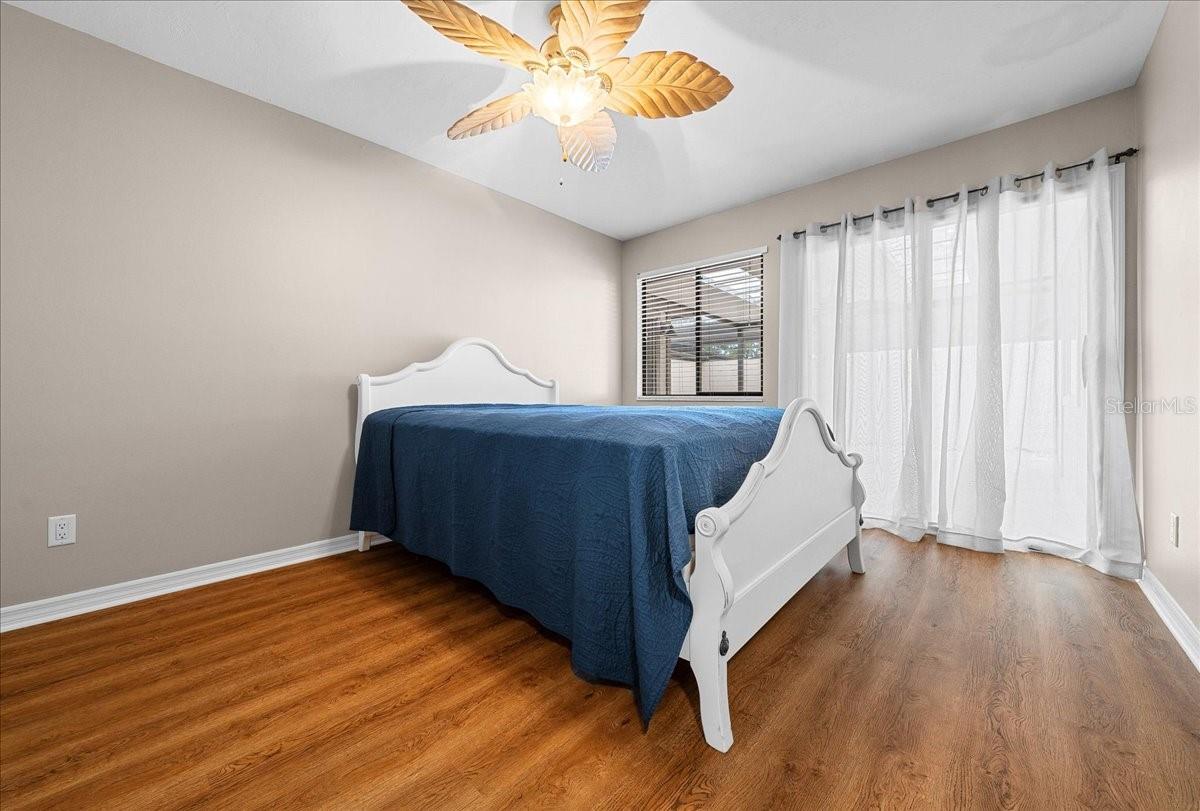 Image 33 of 49 For 3704 17th Street