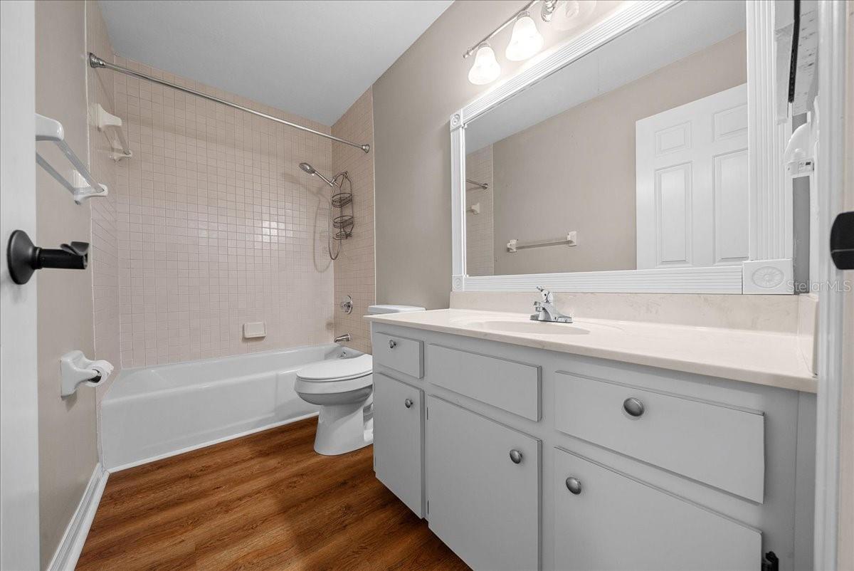 Image 35 of 49 For 3704 17th Street