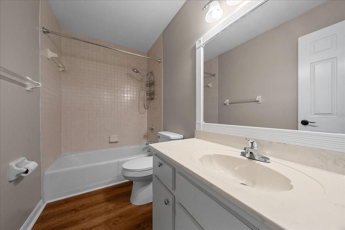 Image 36 of 49 For 3704 17th Street