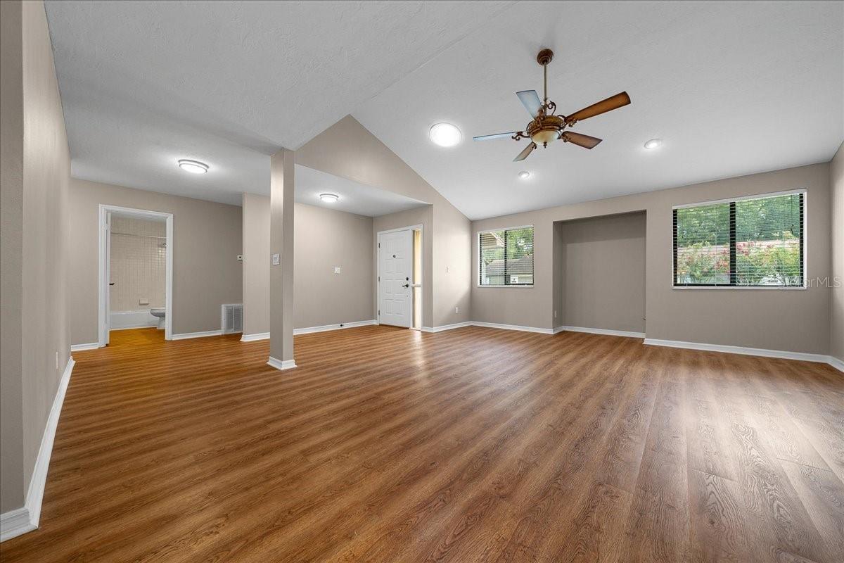 Image 8 of 49 For 3704 17th Street
