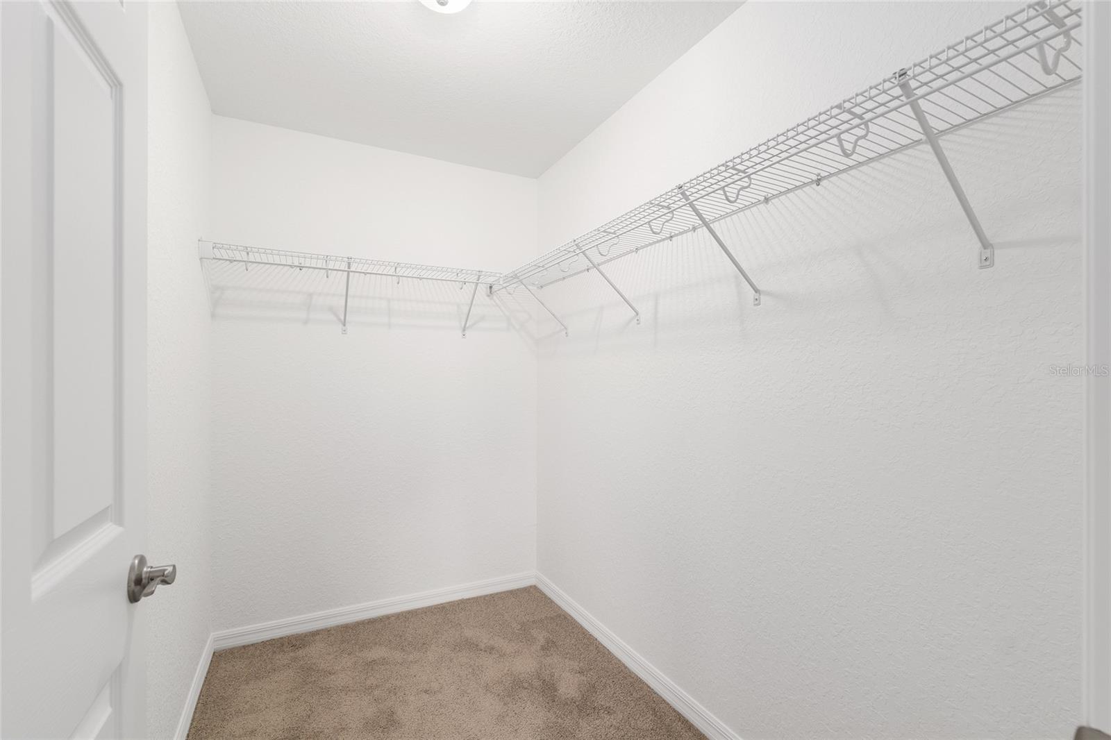 Listing photo id 13 for 7153 Everest Terrace