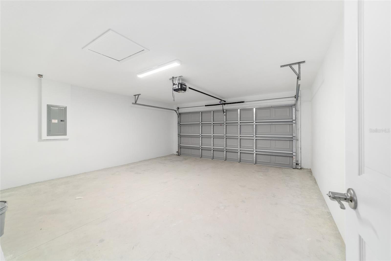 Image 28 of 34 For 7153 Everest Terrace