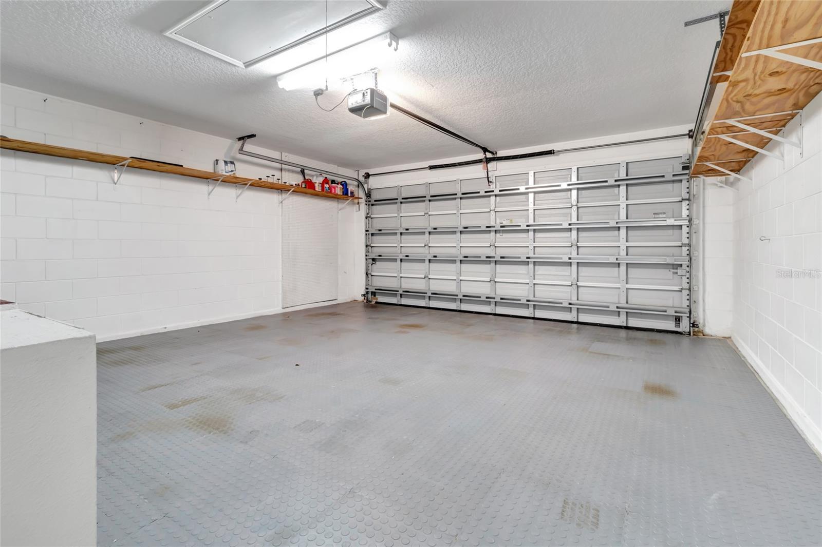 Image 27 of 35 For 472 Quail Hill Drive