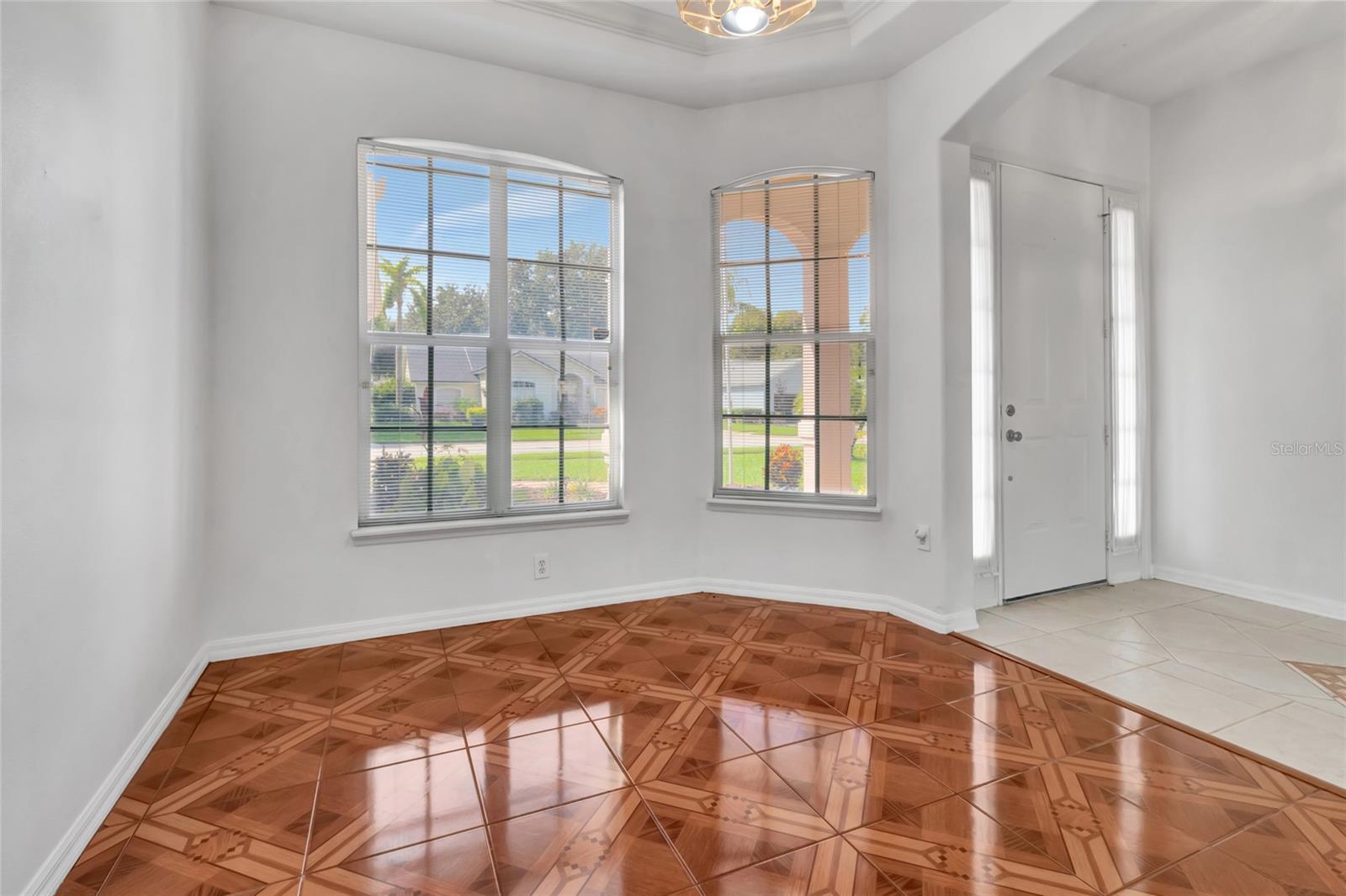 Image 5 of 35 For 472 Quail Hill Drive